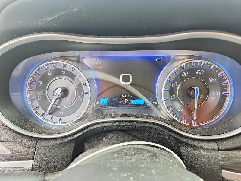 2017 CHRYSLER 300 LIMITED  