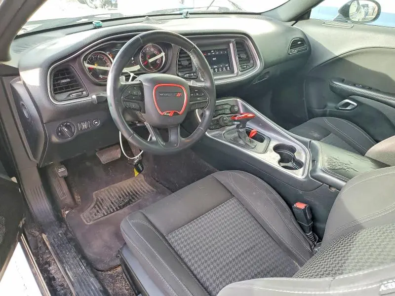 2018 DODGE CHALLENGER SXT  