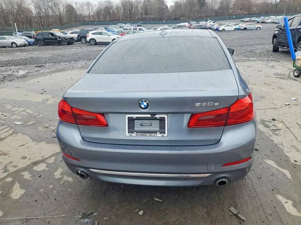 2019 BMW 530XE   