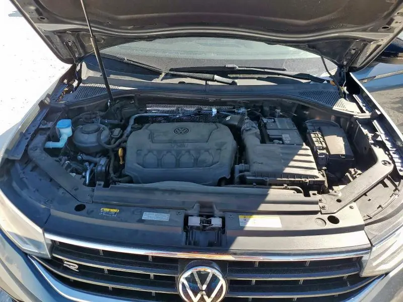 2022 VOLKSWAGEN TIGUAN SE R-LINE BLACK  