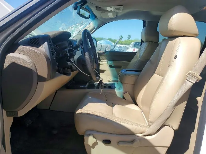 2013 CHEVROLET SILVERADO C1500 LT  