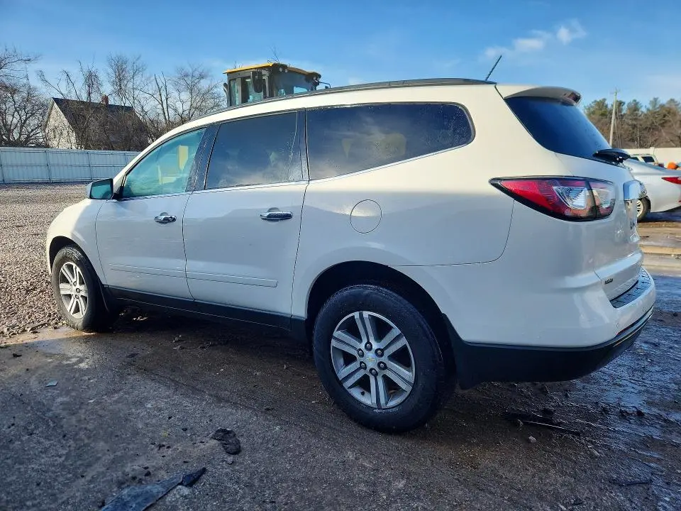 2015 CHEVROLET TRAVERSE LT  