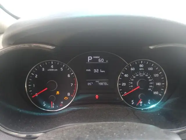 2017 KIA FORTE LX  