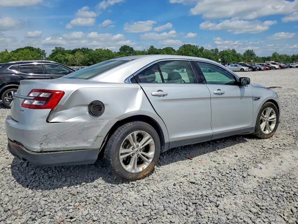 2016 FORD TAURUS SE  