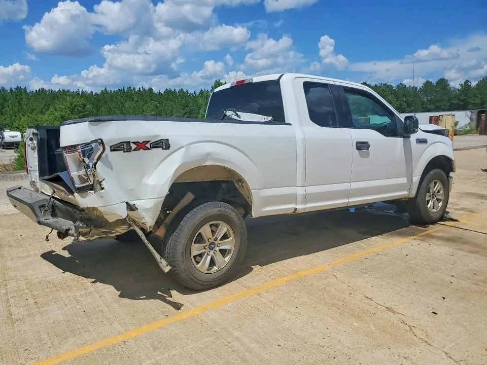 2017 FORD F150 SUPER CAB  