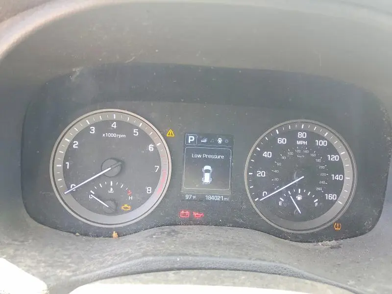 2016 HYUNDAI TUCSON SE  