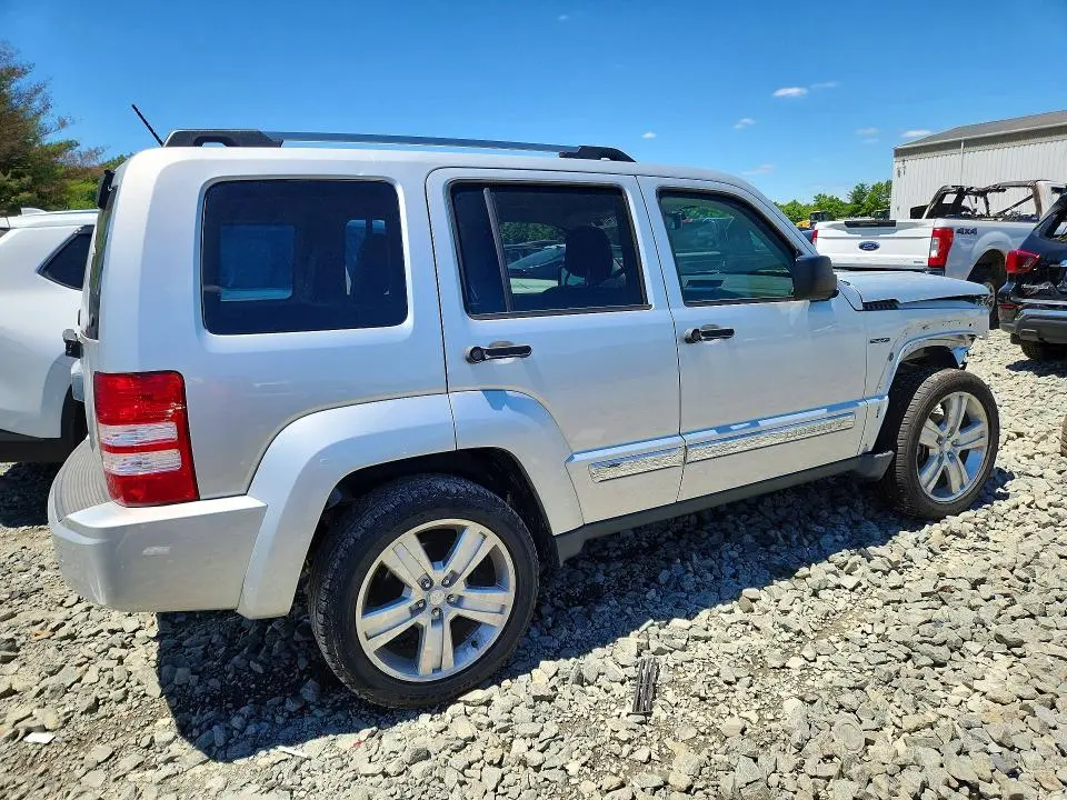 2012 JEEP LIBERTY JET  