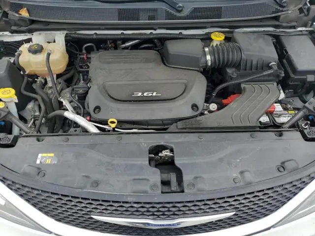 2018 CHRYSLER PACIFICA TOURING L PLUS  