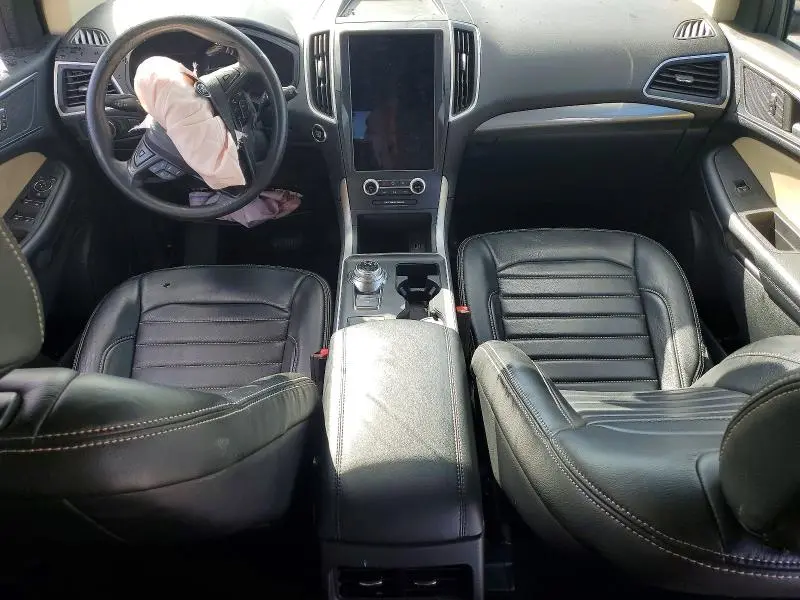 2022 FORD EDGE SE  