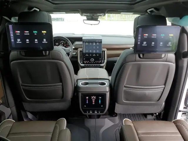 2025 GMC YUKON DENALI ULTIMATE  