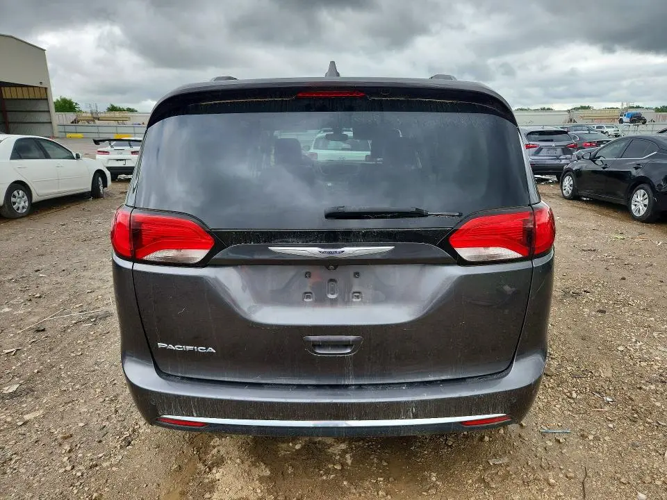 2019 CHRYSLER PACIFICA TOURING L  