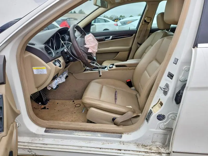 2013 MERCEDES-BENZ C 250  