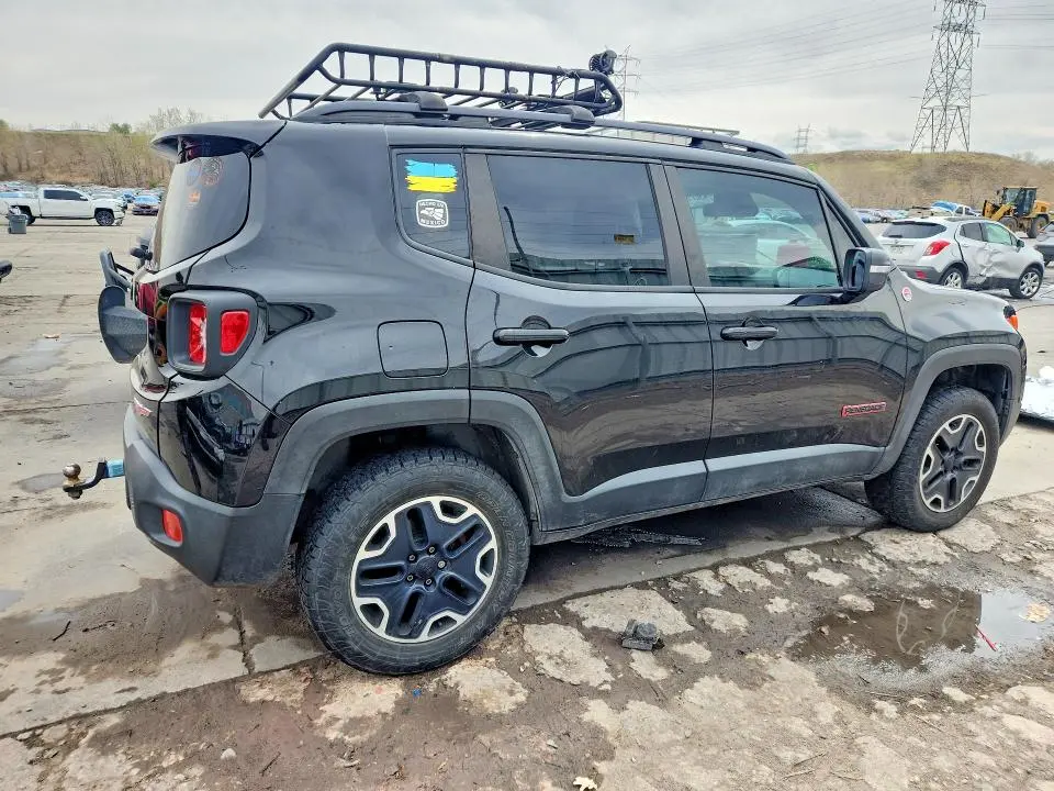 2015 JEEP RENEGADE TRAILHAWK  