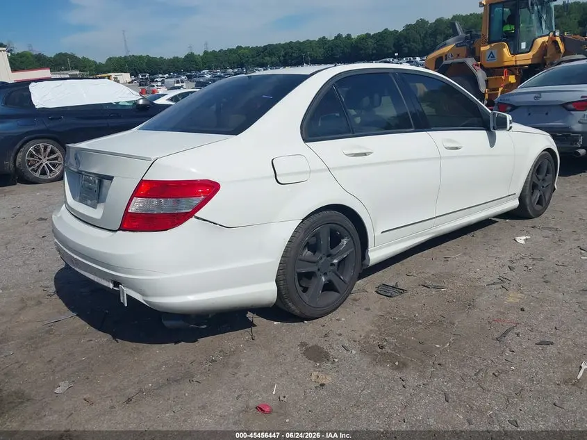 2011 MERCEDES-BENZ C 300 LUXURY/SPORT