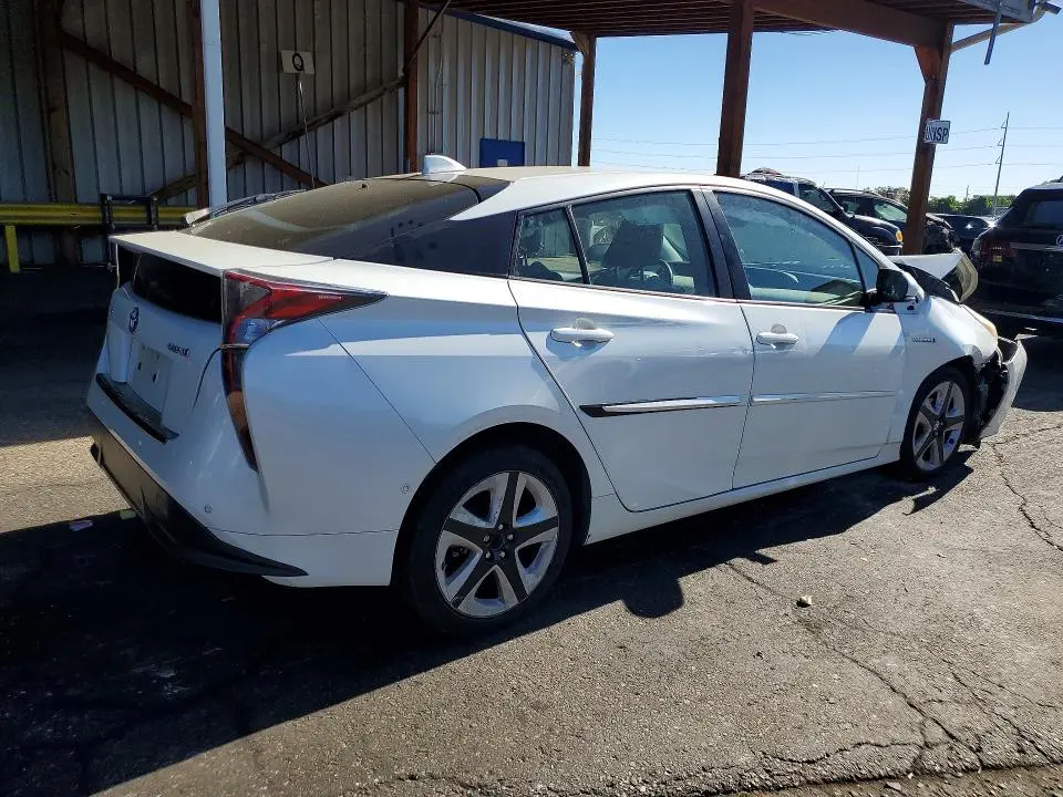 2016 TOYOTA PRIUS FOUR TOURING  