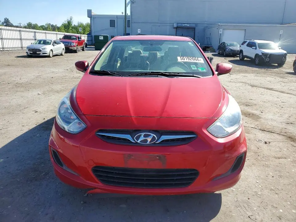 2013 HYUNDAI ACCENT GLS  