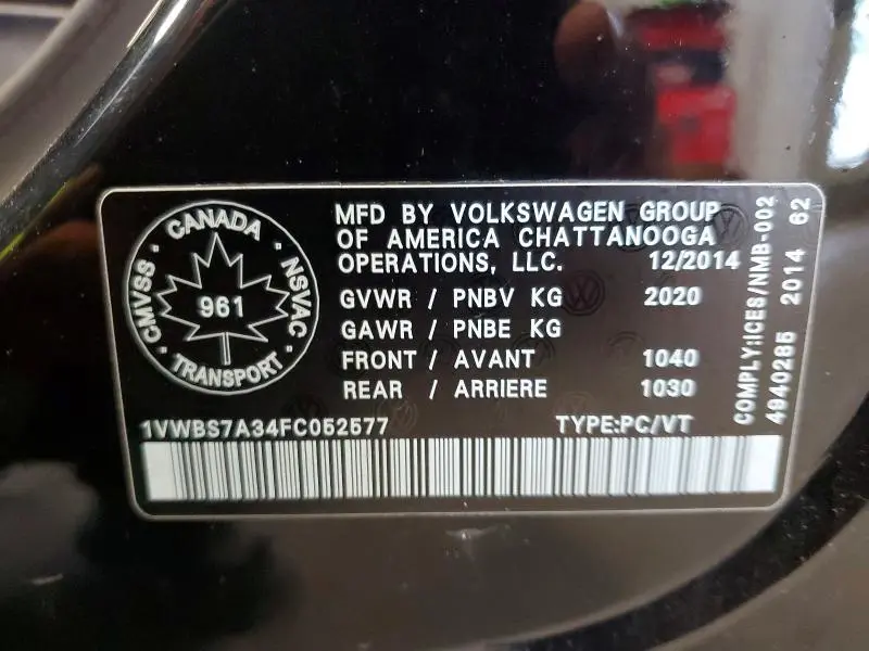 2015 VOLKSWAGEN PASSAT SE  