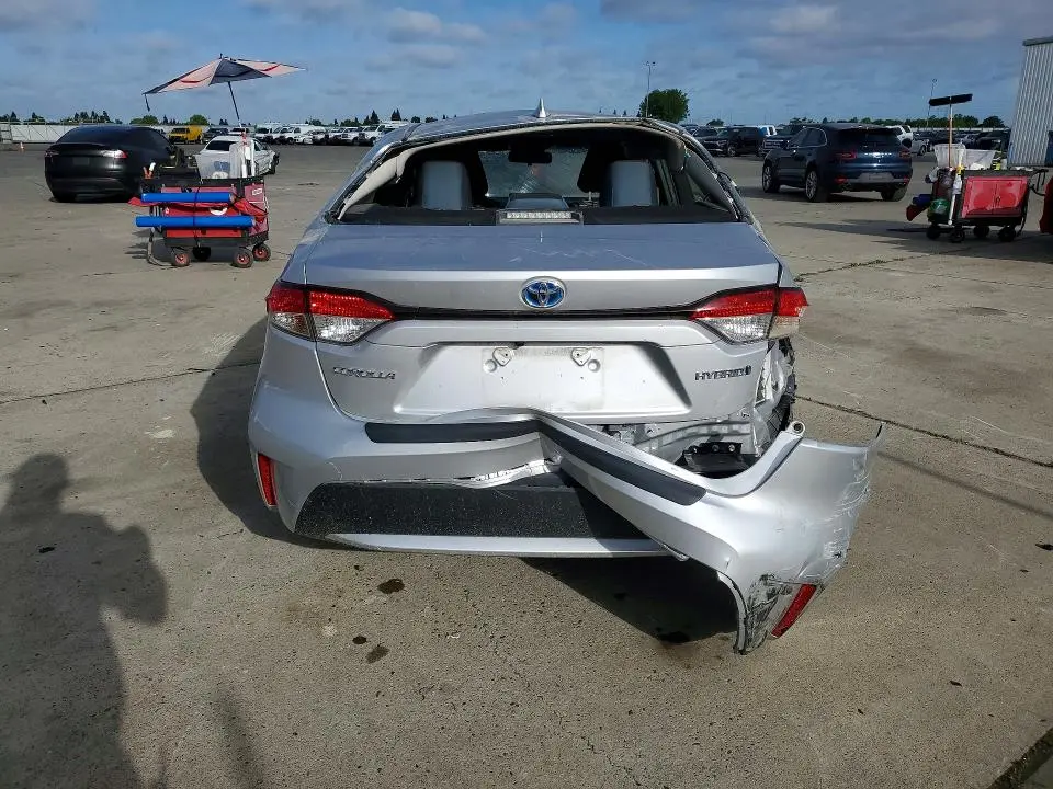 2020 TOYOTA COROLLA LE  