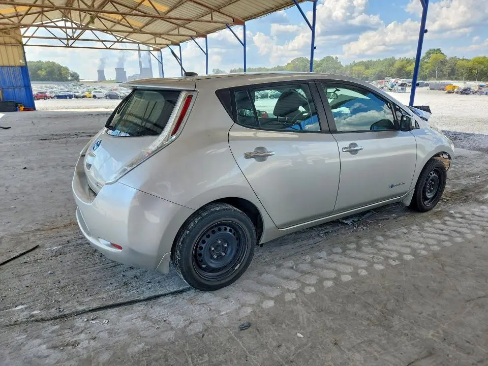 2013 NISSAN LEAF S  