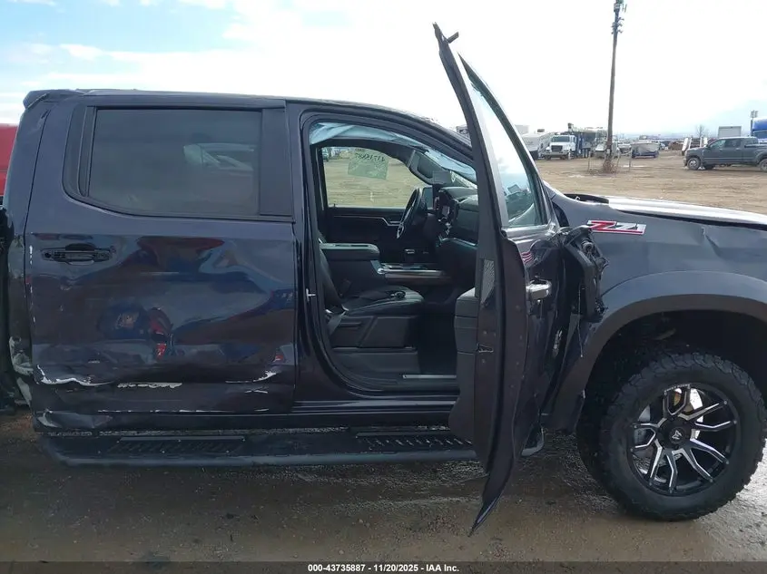 2022 CHEVROLET SILVERADO 1500 4WD  SHORT BED RST