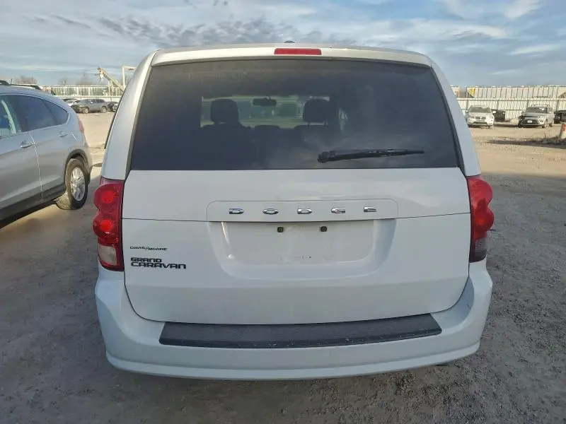 2015 DODGE GRAND CARAVAN SE  