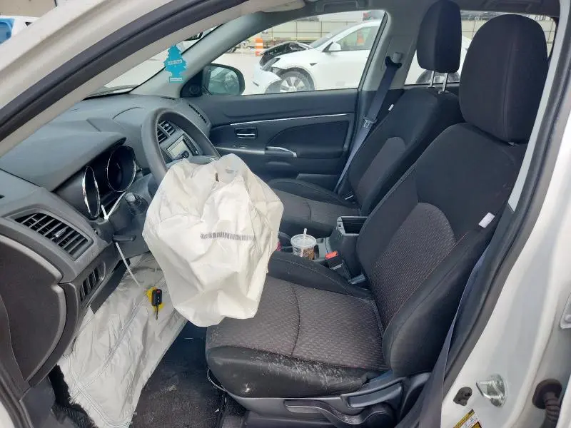 2019 MITSUBISHI OUTLANDER SPORT ES  