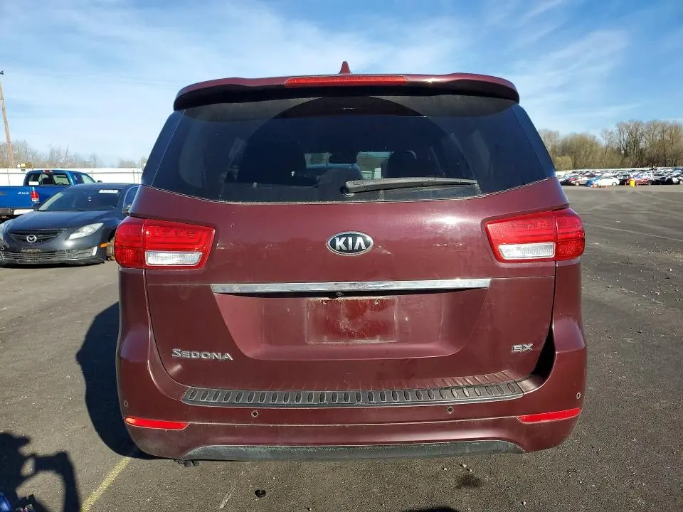2018 KIA SEDONA SX  