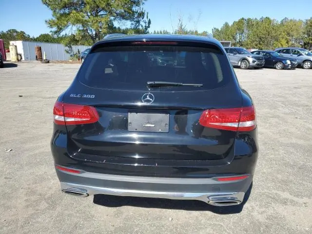 2017 MERCEDES-BENZ GLC 300  