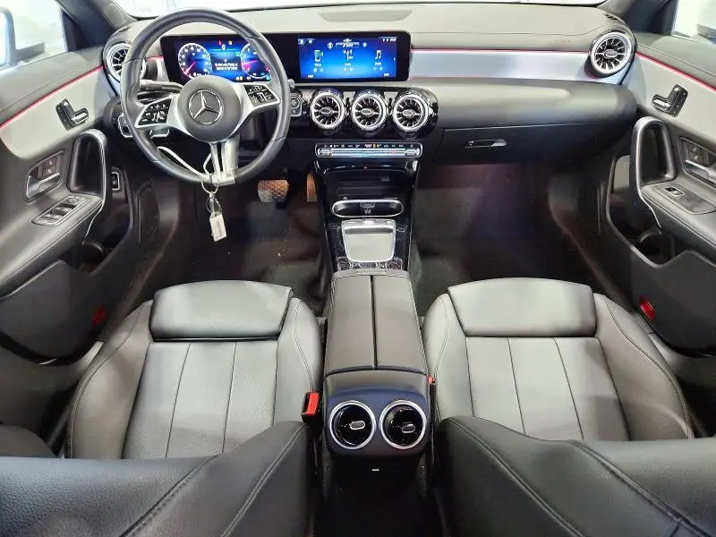 2025 MERCEDES-BENZ CLA 250  