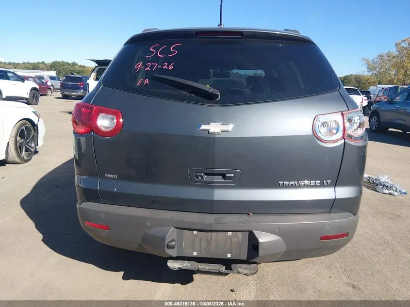 2011 CHEVROLET TRAVERSE 2LT
