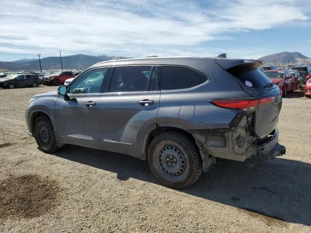 2022 TOYOTA HIGHLANDER HYBRID XLE  