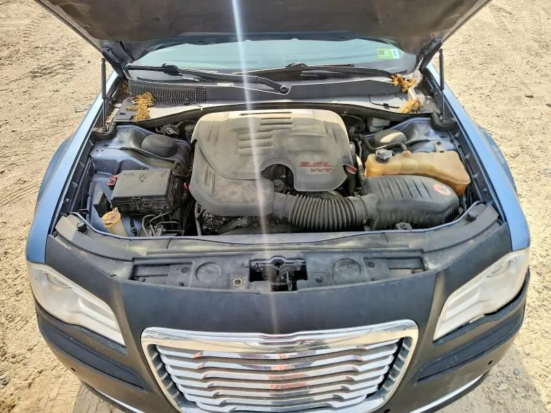 2011 CHRYSLER 300 LIMITED  