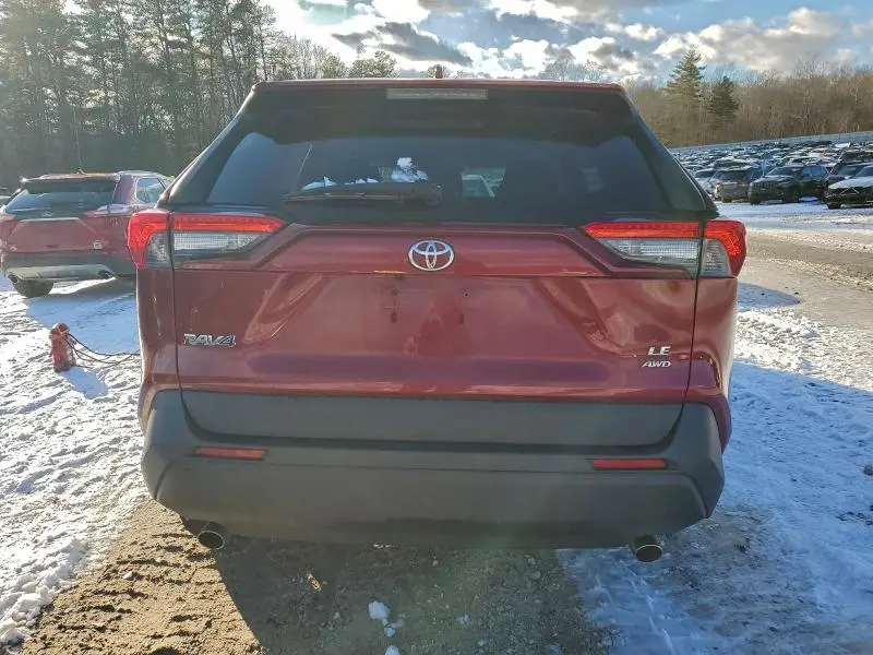 2019 TOYOTA RAV4 LE  