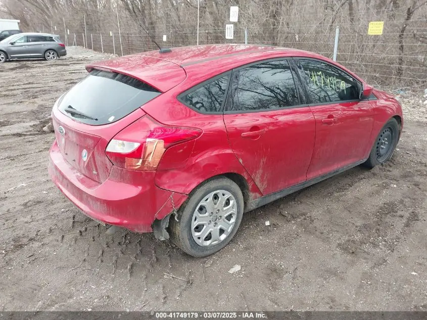 2012 FORD FOCUS SE