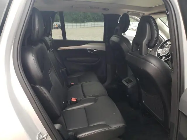 2017 VOLVO XC90 T5  
