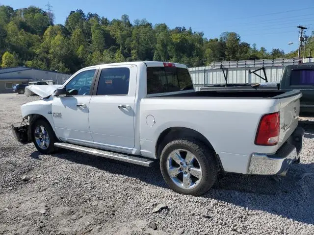 2016 RAM 1500 SLT  