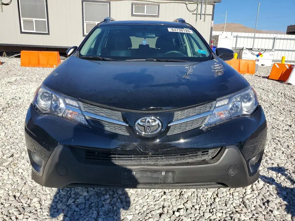 2013 TOYOTA RAV4 LE  