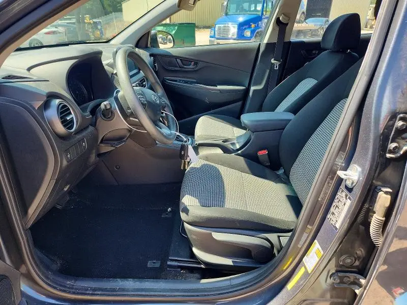 2018 HYUNDAI KONA SE  
