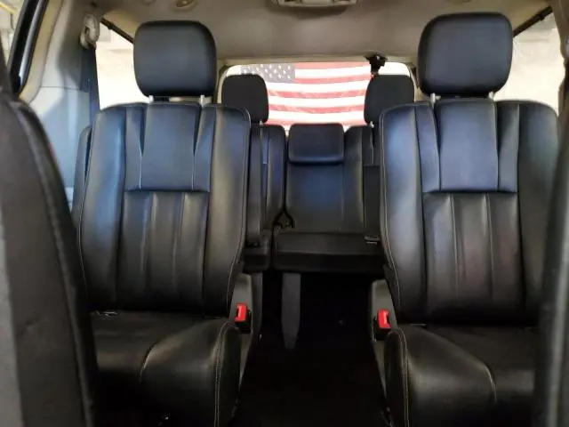 2016 CHRYSLER TOWN & COUNTRY TOURING  