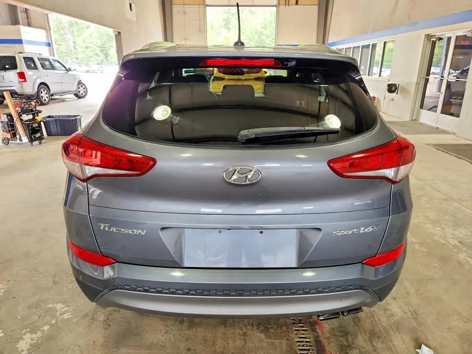 2016 HYUNDAI TUCSON SPORT  