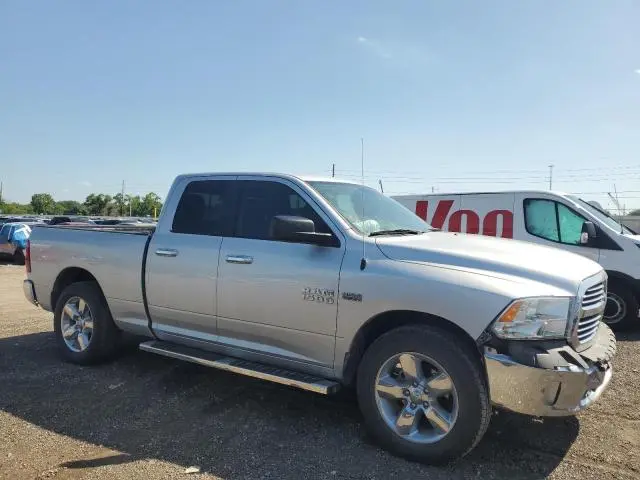 2016 RAM 1500 SLT  