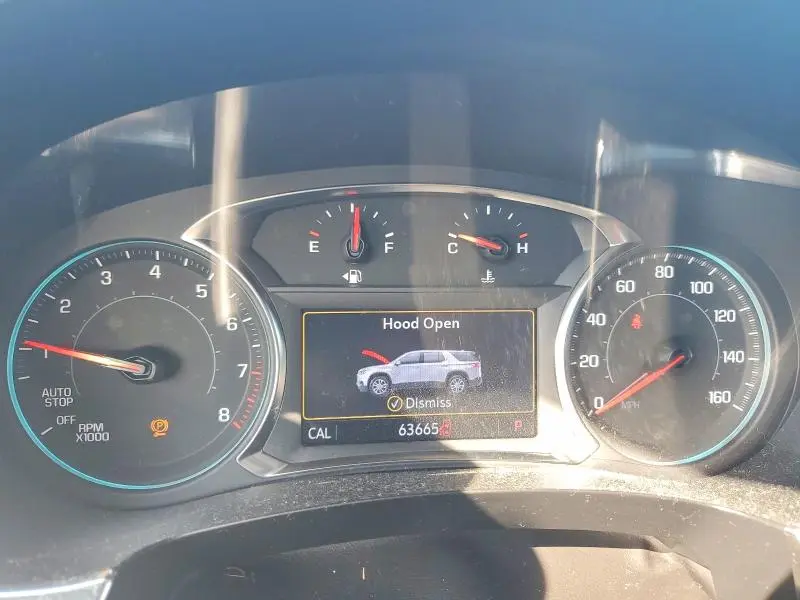 2023 CHEVROLET TRAVERSE LT  
