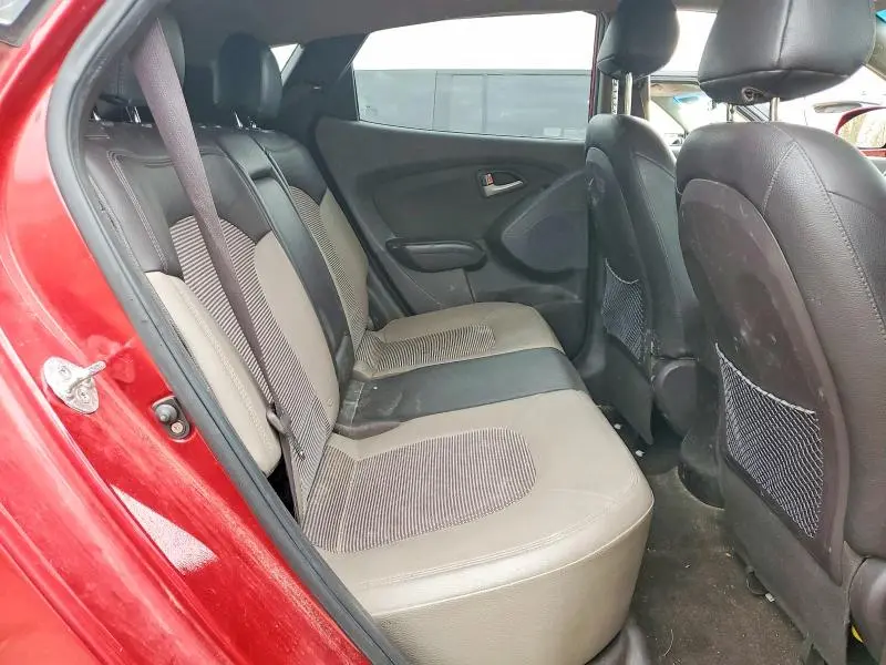 2012 HYUNDAI TUCSON GLS  