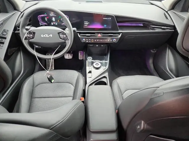 2025 KIA NIRO SX TOURING  