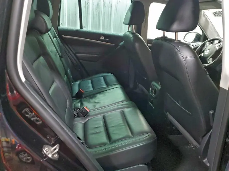 2012 VOLKSWAGEN TIGUAN S  