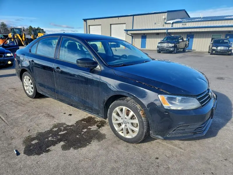 2015 VOLKSWAGEN JETTA SE  