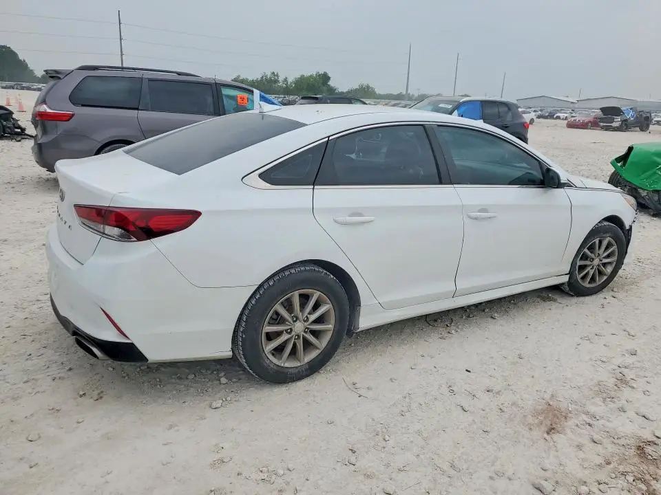 2019 HYUNDAI SONATA SE  