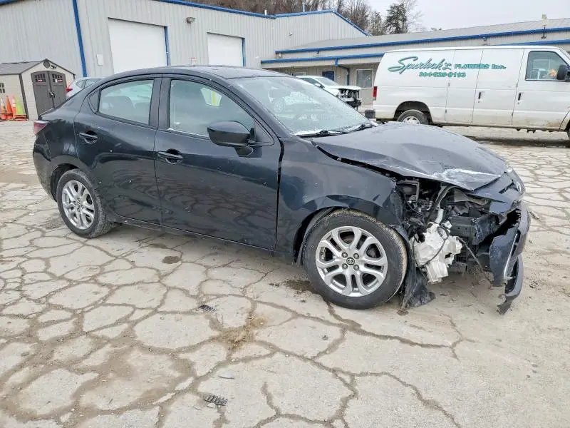 2017 TOYOTA YARIS IA   