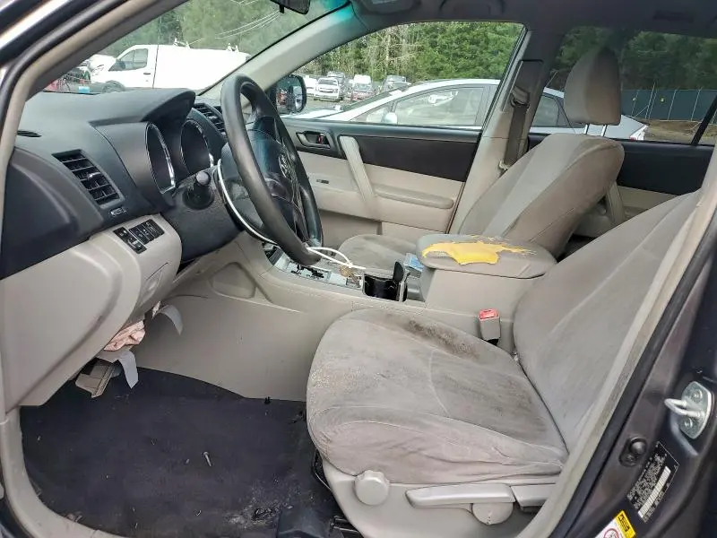 2012 TOYOTA HIGHLANDER BASE  