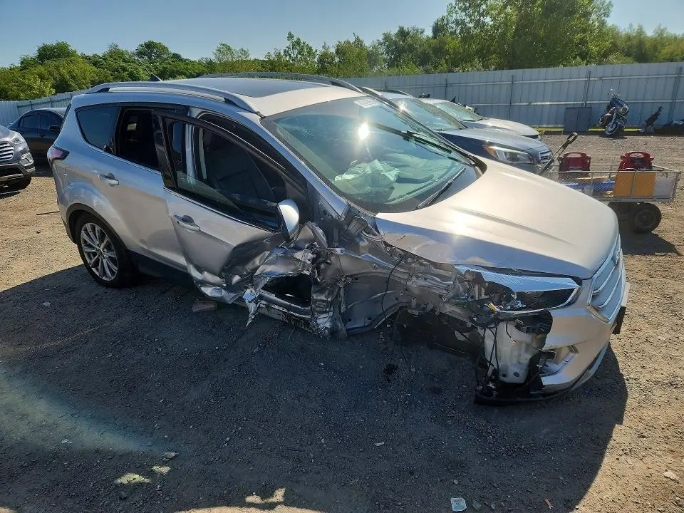2018 FORD ESCAPE TITANIUM  